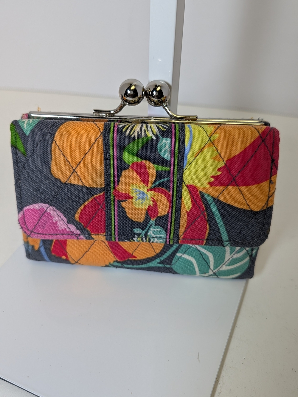 Vera Bradley Euro Wallet Jazzy Blooms Floral Trifold Kisslock Coin Purse